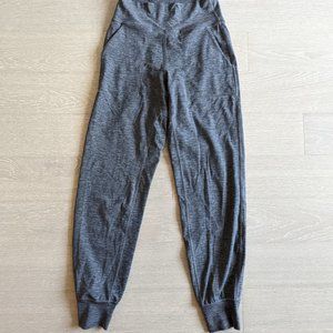 Lululemon Align Jogger 28"